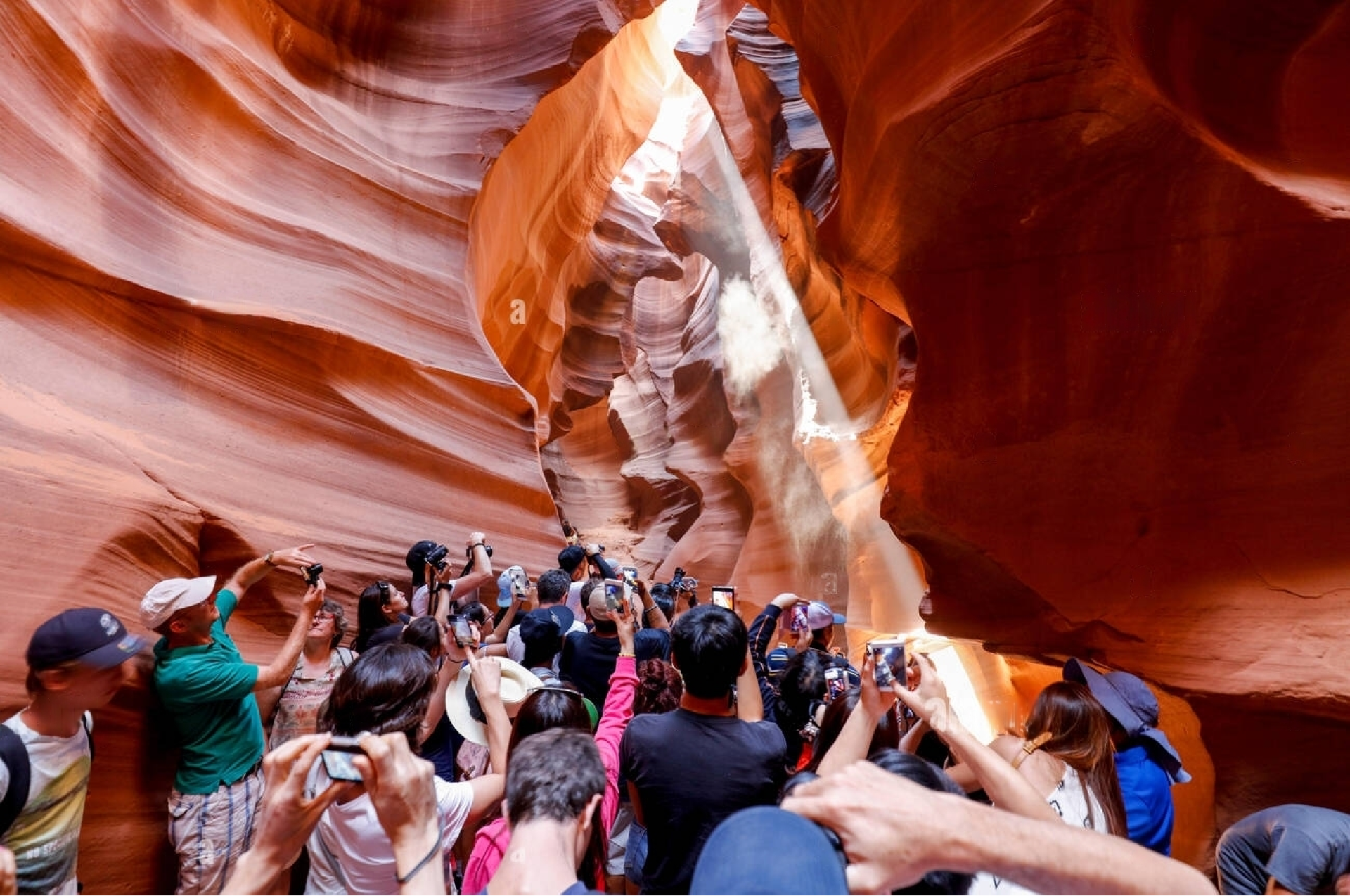 Capturing the Magic: A Photography Journey Through Antelope Canyon